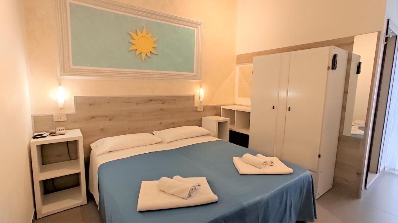 Hotel De Amicis Ричоне Екстериор снимка