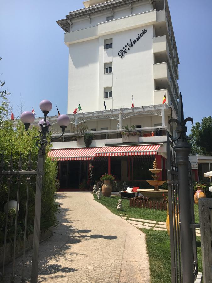 Hotel De Amicis Ричоне Екстериор снимка
