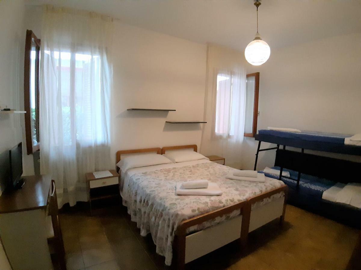 Hotel De Amicis Ричоне Екстериор снимка